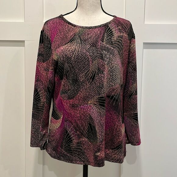 Peter Nygard LS Top-FREE W/Bundle Purchase - Picture 1 of 7